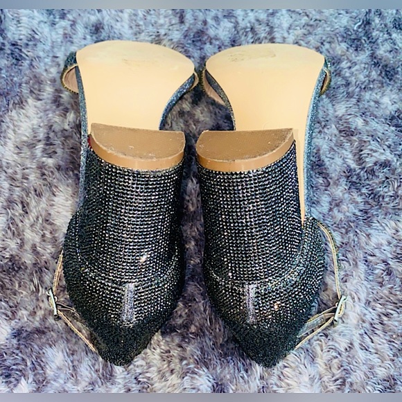 DB Studio Thin Ankle Strap Block Heel Sandals - Picture 3 of 6